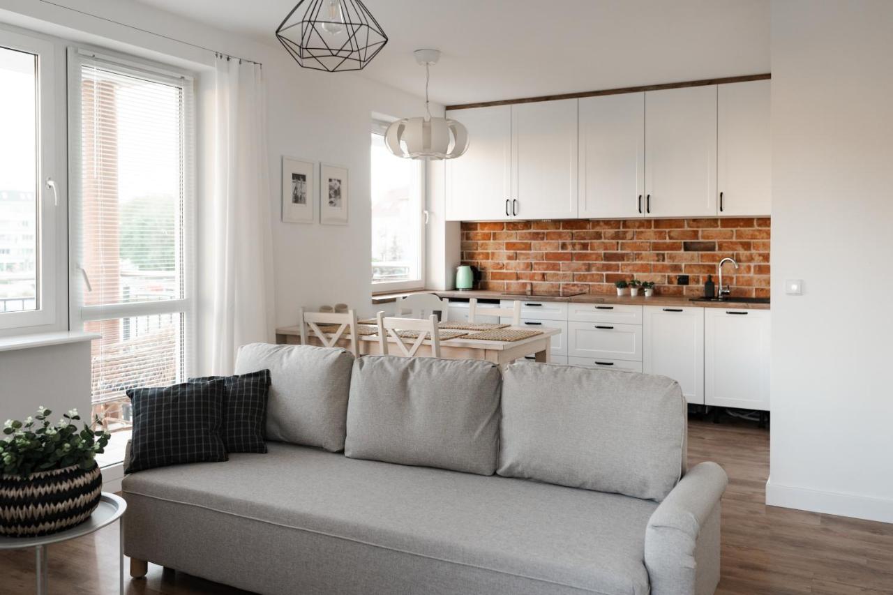 Apartament Dwupokojowy 斯维诺乌伊希切 外观 照片