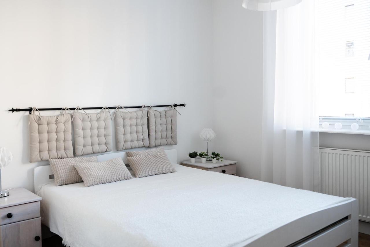 Apartament Dwupokojowy 斯维诺乌伊希切 外观 照片